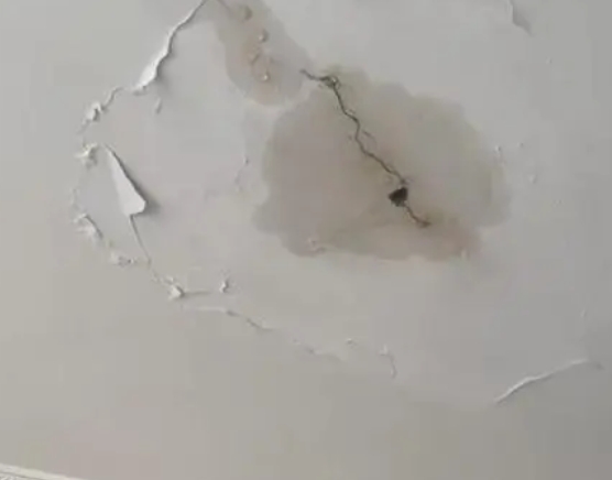 十堰阳台漏水维修公司分享下屋面防水工程质量问题原因分析